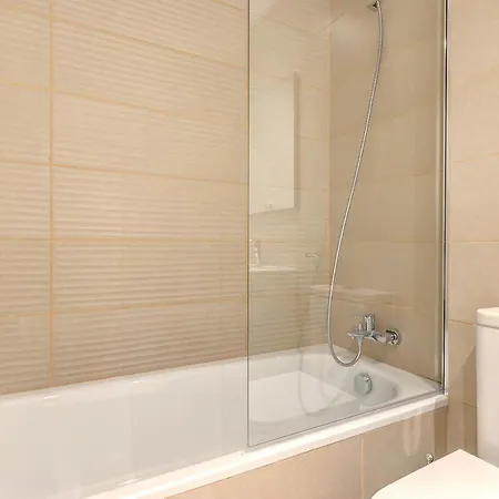 Beautiful New Build * Εστεπόνα