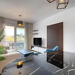 Beautiful New Build Apartment